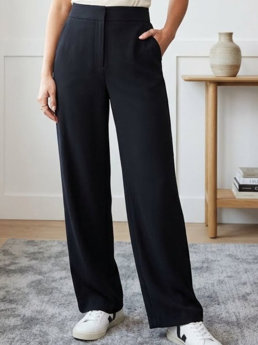 Dynamite Women's High-Waisted Wide-Leg Black Trousers Dress Pants Size 6